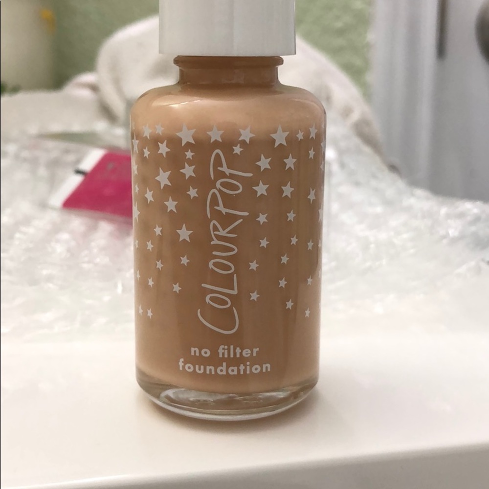 No Filter Foundation - Picture 3 of 6
